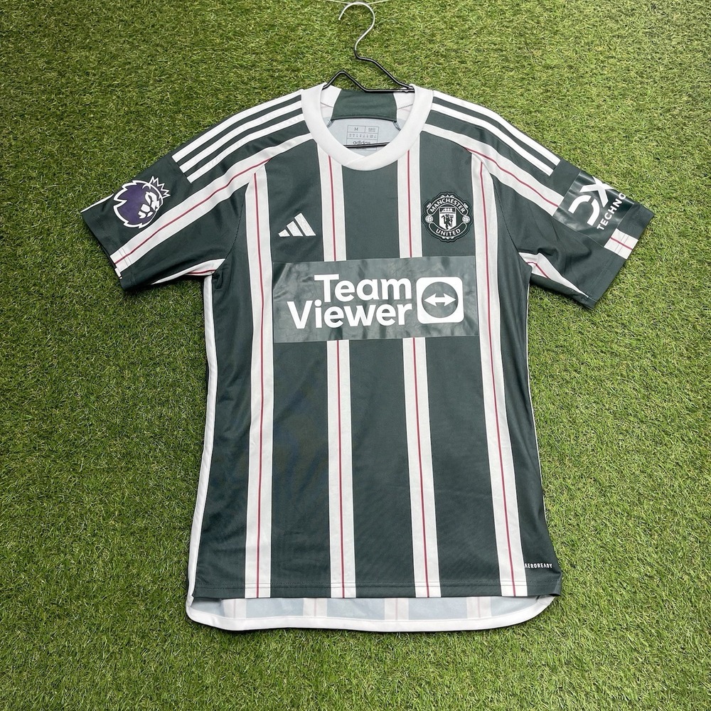 MANCHESTER UNITED Football Adidas Jersey Mens Medium #8 B Fernandes Soccer y2k